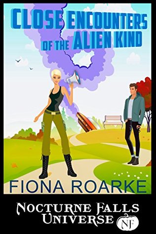 Cover for Close Encounters of the Alien Kind by Fiona Roarke