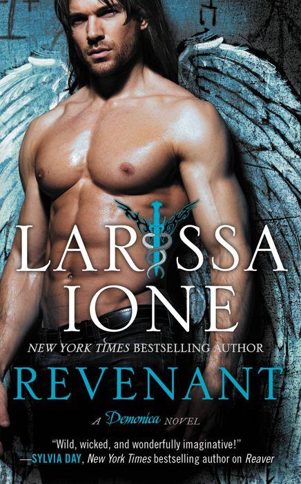 Cover for Revenant by Larissa Ione
